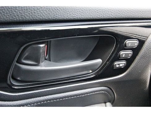 Used 2025 Honda Odyssey Touring image 21