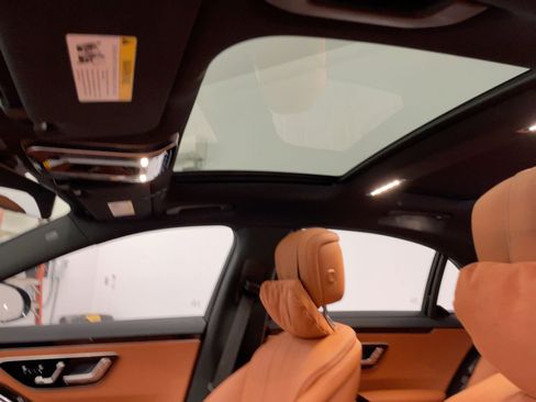 Used 2023 Mercedes-Benz S 580 4MATIC Sedan image 14