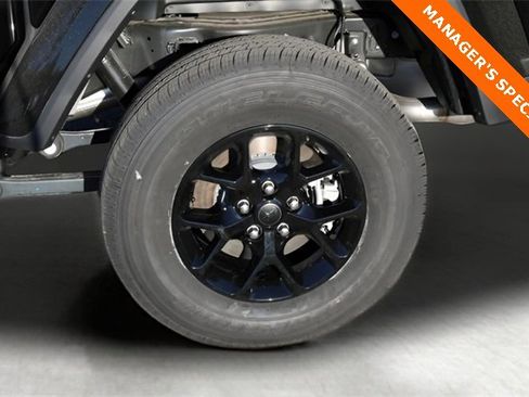 New 2025 Jeep Gladiator Sport image 20