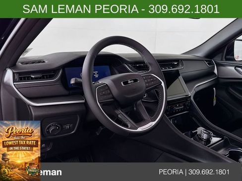 New 2025 Jeep Grand Cherokee Laredo X image 9