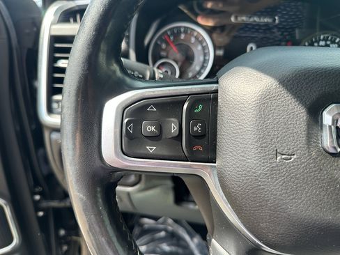 Used 2019 RAM 1500 Laramie image 22