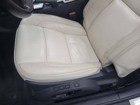 Used 2013 Volvo C70 T5 FWD image 36