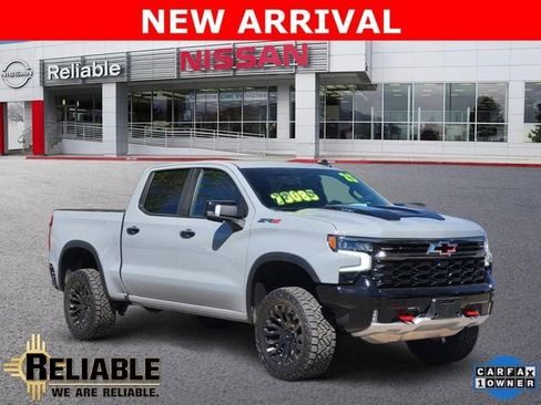 Used 2025 Chevrolet Silverado 1500 ZR2 w/ Technology Package image 1