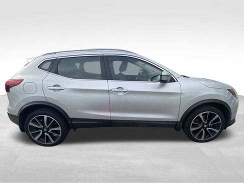 Used 2017 Nissan Rogue Sport SL AWD/4WD image 12