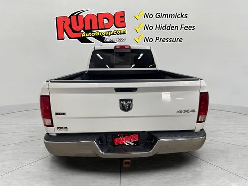Used 2017 RAM 1500 Classic SLT AWD/4WD image 4