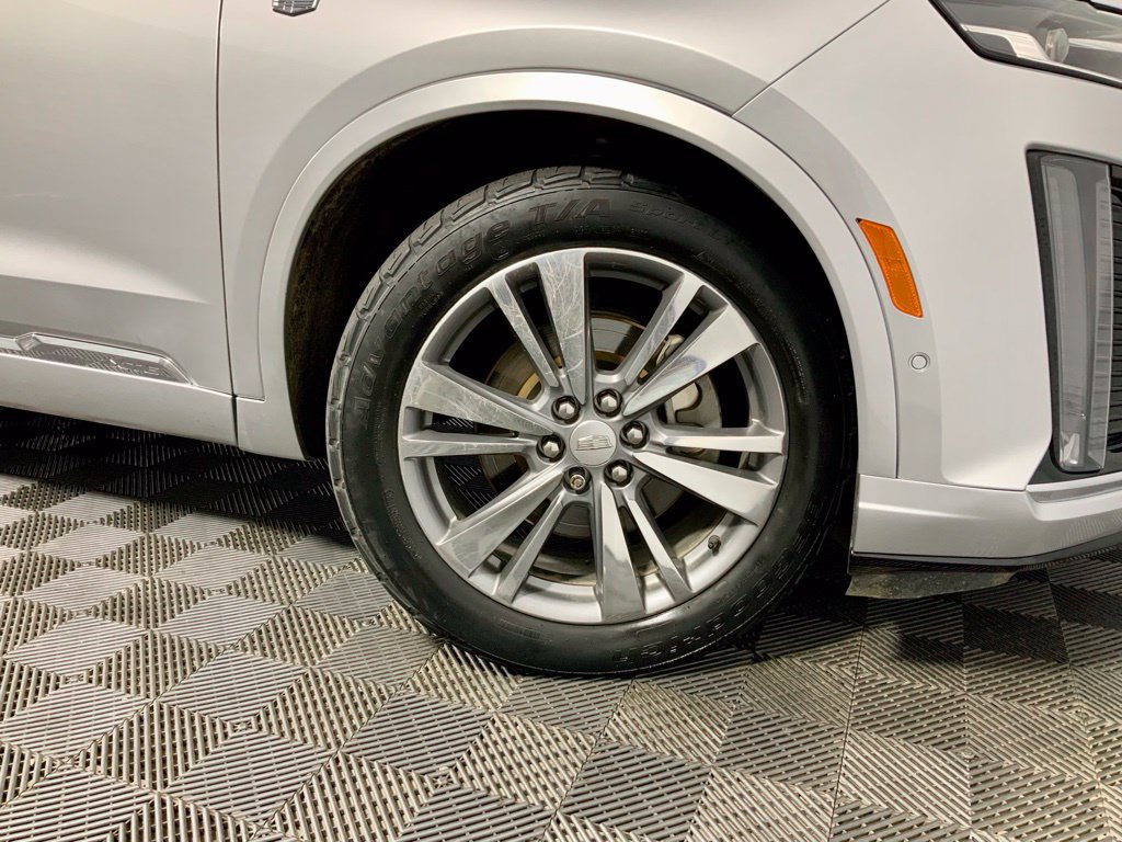 Used 2020 Cadillac XT6 Premium Luxury AWD/4WD image 37