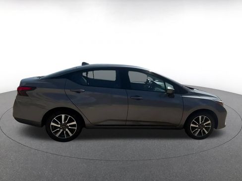 Used 2025 Nissan Versa SV FWD image 15