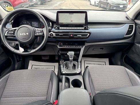 Certified 2023 Kia Seltos Nightfall Edition image 30