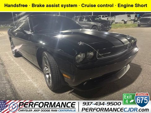 Used 2013 Dodge Challenger R/T RWD image 1