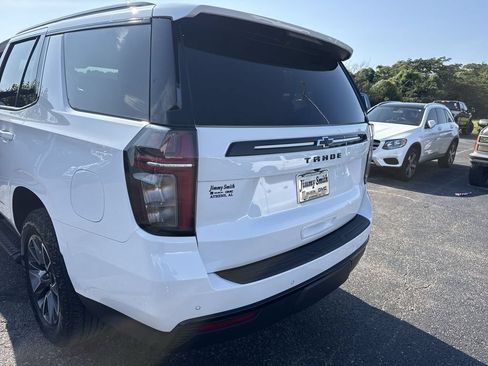 Certified 2024 Chevrolet Tahoe Z71 w/ Luxury Package AWD/4WD image 33
