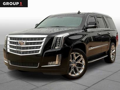 Used 2017 Cadillac Escalade Luxury w/ LPO, Radiant Package