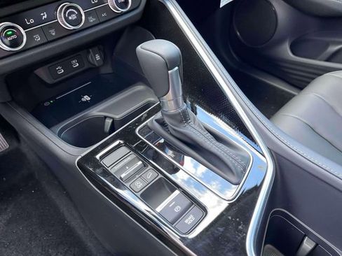 Used 2025 Acura ADX FWD image 25