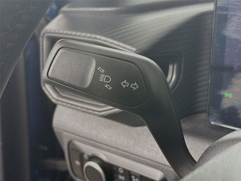 Used 2024 Ford Mustang Coupe image 3