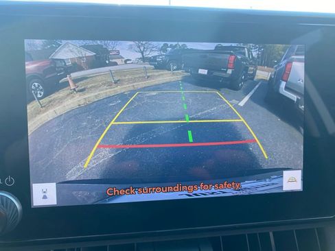 Used 2023 Toyota RAV4 XLE w/ Convenience Package image 29