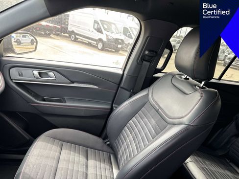 Certified 2025 Ford Explorer ST-Line image 20