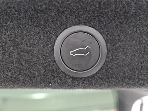 Used 2026 Tesla Model Y Long Range image 13