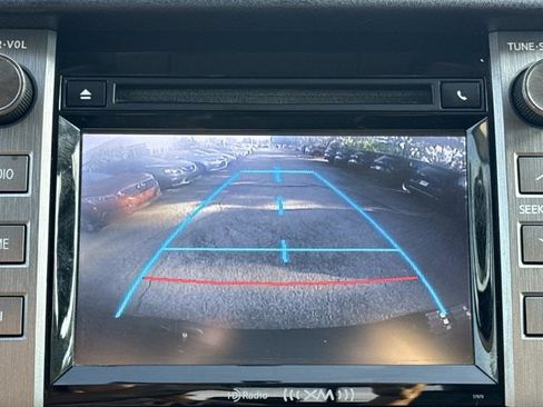 Used 2015 Toyota Tundra SR5 w/ SR5 Upgrade Package AWD/4WD image 17