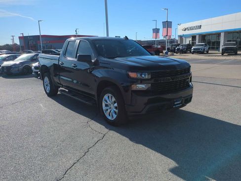 Used 2021 Chevrolet Silverado 1500 Custom w/ LPO, Dark Essentials Package image 2