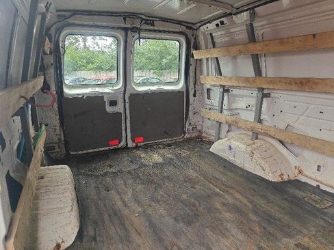 Used 2013 Ford E-250 and Econoline 250 w/ PWR Group image 10