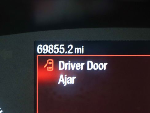 Used 2023 Ford Transit 350 XLT image 17