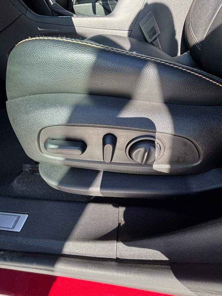 Used 2019 Chevrolet Equinox Premier AWD/4WD image 11