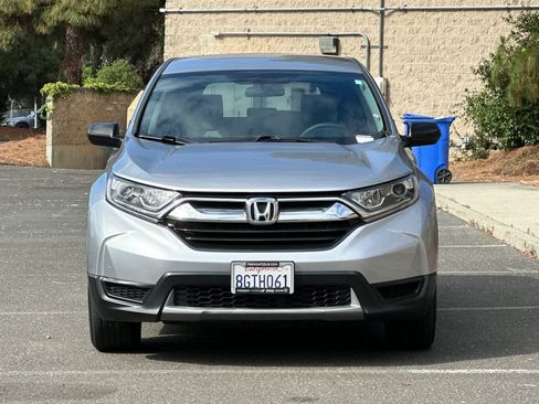 Used 2018 Honda CR-V LX image 8