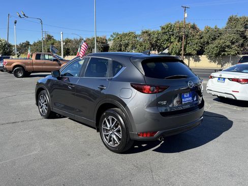 Used 2018 MAZDA CX-5 Touring w/ Preferred Equipment Package image 5