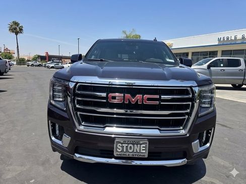 Certified 2024 GMC Yukon XL SLT AWD/4WD image 2