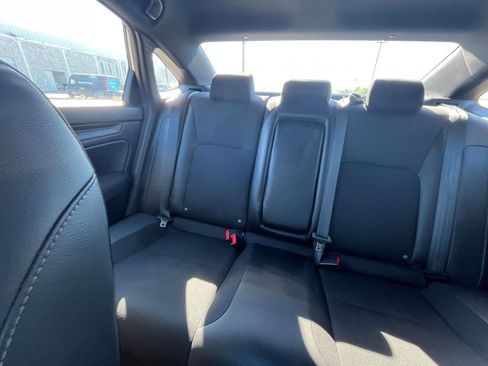 Used 2025 Honda Civic Sport image 37