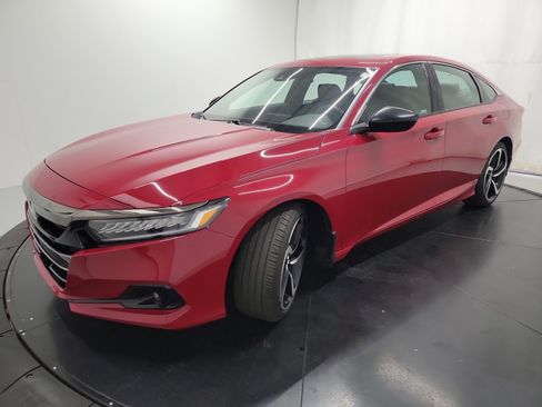 Certified 2022 Honda Accord Sport image 3