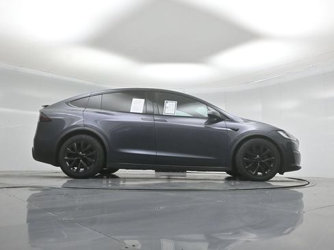 Used 2023 Tesla Model X AWD/4WD image 41
