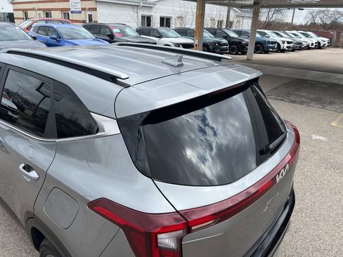 Certified 2024 Kia Seltos S image 38