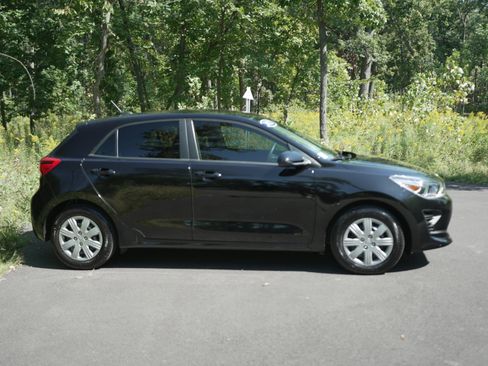 Used 2023 Kia Rio S image 9