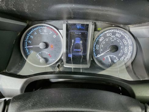 Used 2020 Toyota Tacoma 4x4 Double Cab image 18