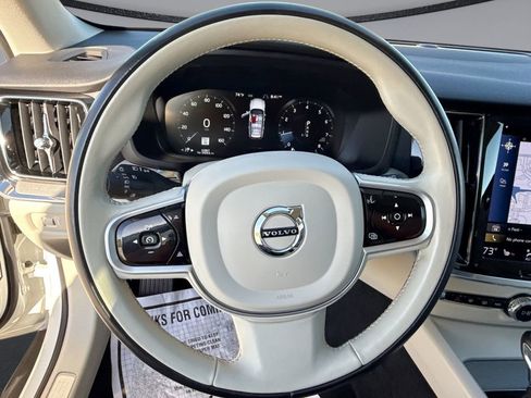 Used 2022 Volvo V60 T5 Cross Country AWD/4WD image 21