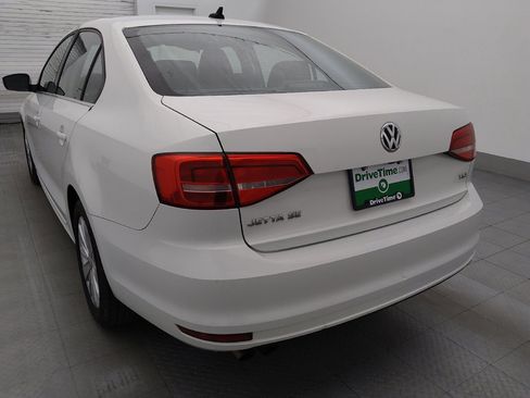 Used 2015 Volkswagen Jetta SE FWD image 5