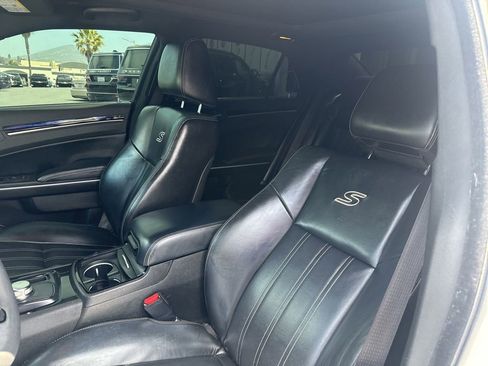 Certified 2023 Chrysler 300 S RWD image 14
