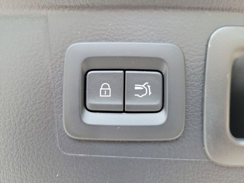 New 2026 MAZDA CX-50 Meridian Edition w/ Weather Package image 10