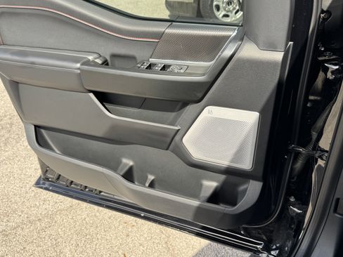 Used 2025 Ford F150 Raptor image 27