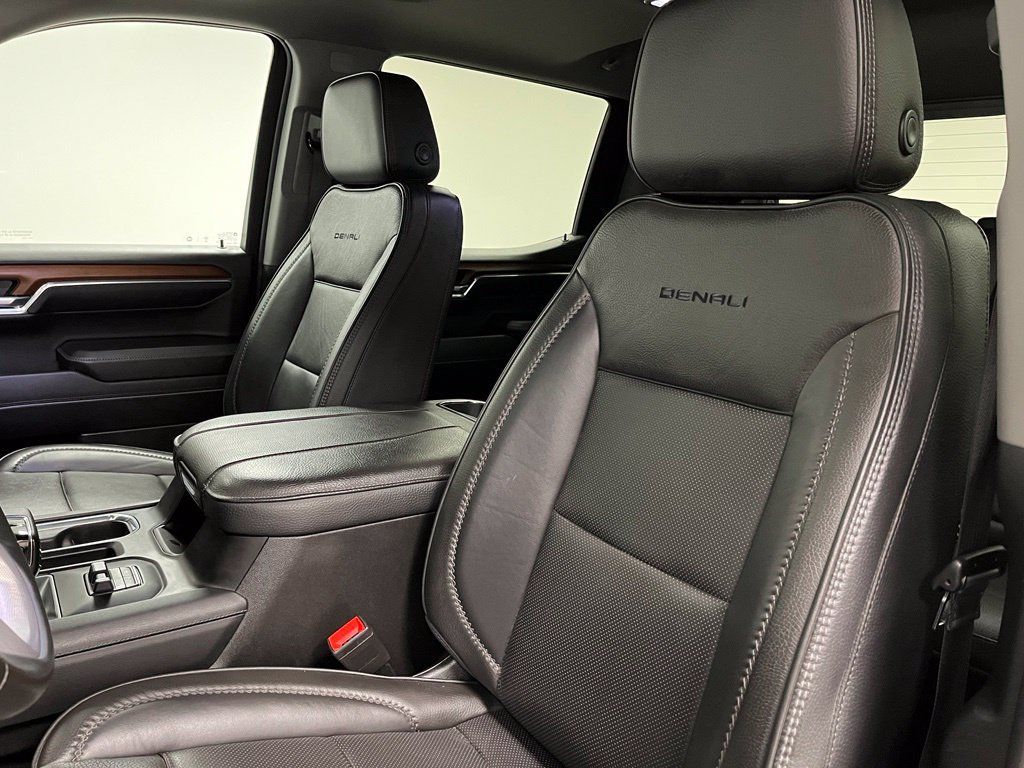 Used 2023 GMC Sierra 1500 Denali w/ Denali Reserve Package AWD/4WD image 22