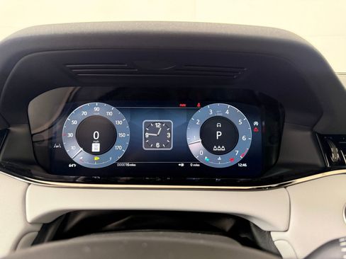 New 2026 Land Rover Range Rover Evoque S image 17