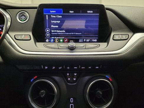 Used 2021 Chevrolet Blazer LT image 25