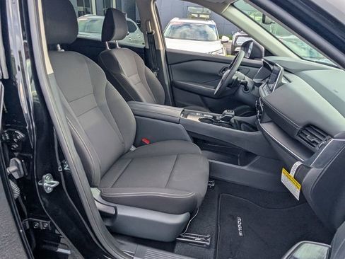 Certified 2025 Nissan Rogue S FWD image 16