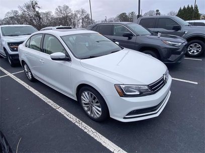 Used 2016 Volkswagen Jetta SEL w/ Lighting Package