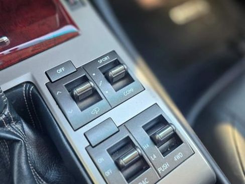 Used 2010 Lexus GX 460 Premium image 31