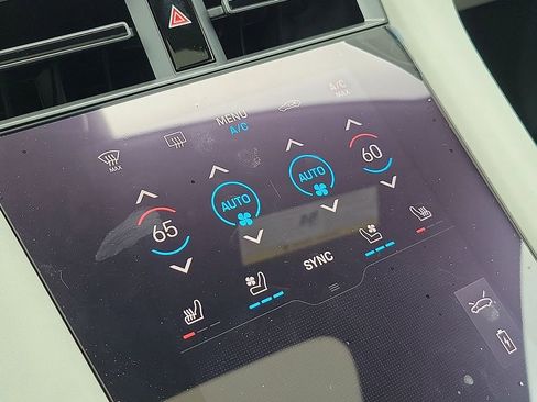 Used 2025 Porsche Taycan 4S image 16