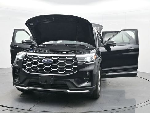 New 2026 Ford Explorer Platinum image 48
