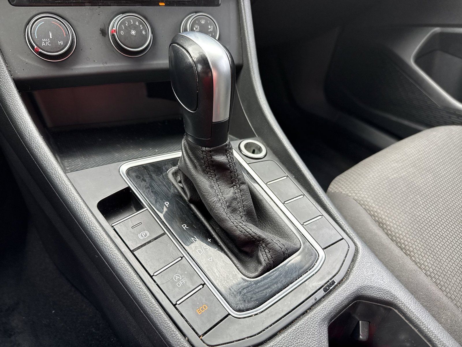 Used 2019 Volkswagen Jetta S FWD image 20