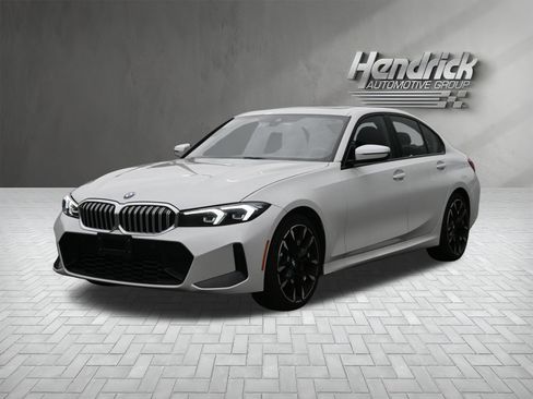 Used 2026 BMW 330i xDrive Sedan w/ M Sport Package AWD/4WD image 5