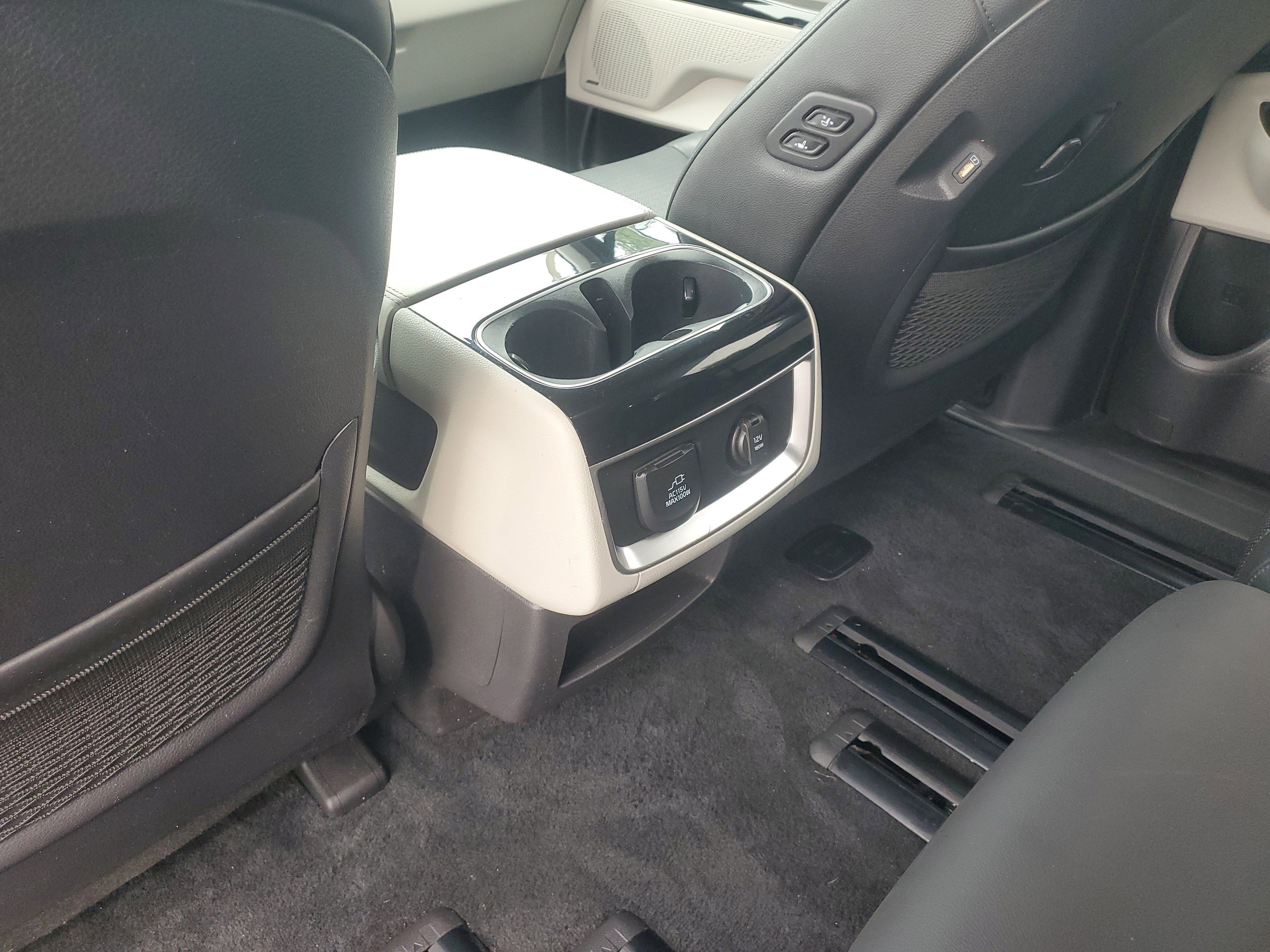 Used 2024 Kia Carnival SX Prestige FWD image 14